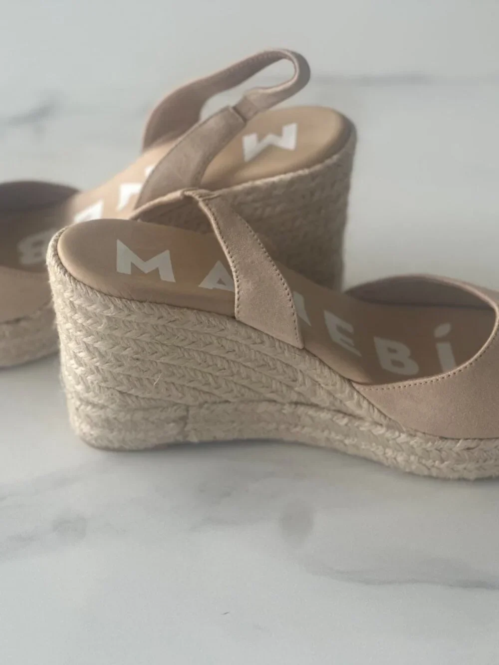 NEW MANEBi Champagne Beige Suede Espadrille Wedges - EU 39 / US 8.5 - 9